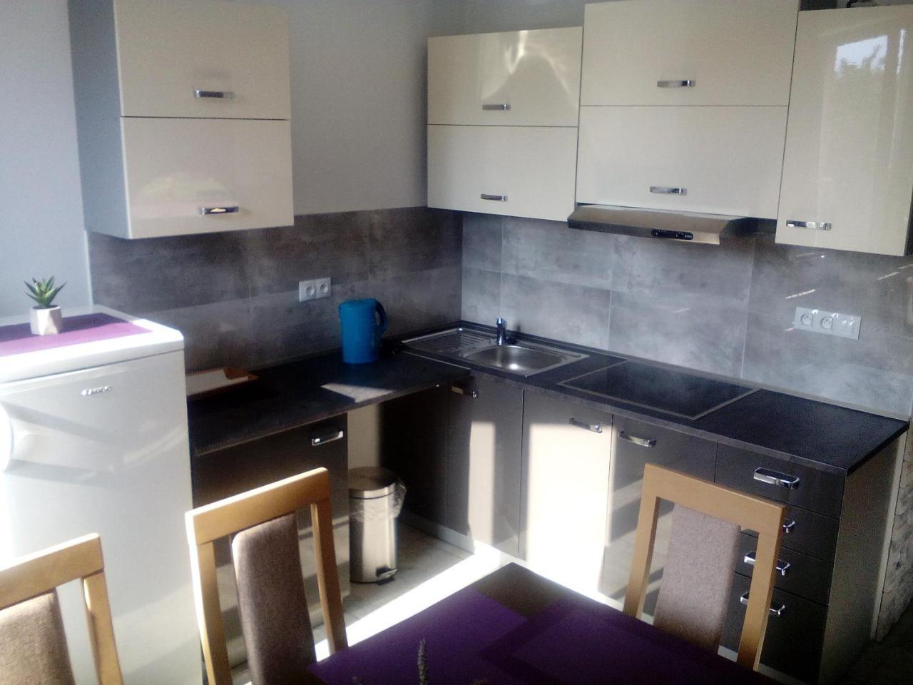 Oaza Apartment Vacenovice ภายนอก รูปภาพ