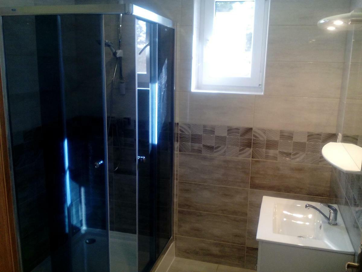 Oaza Apartment Vacenovice ภายนอก รูปภาพ
