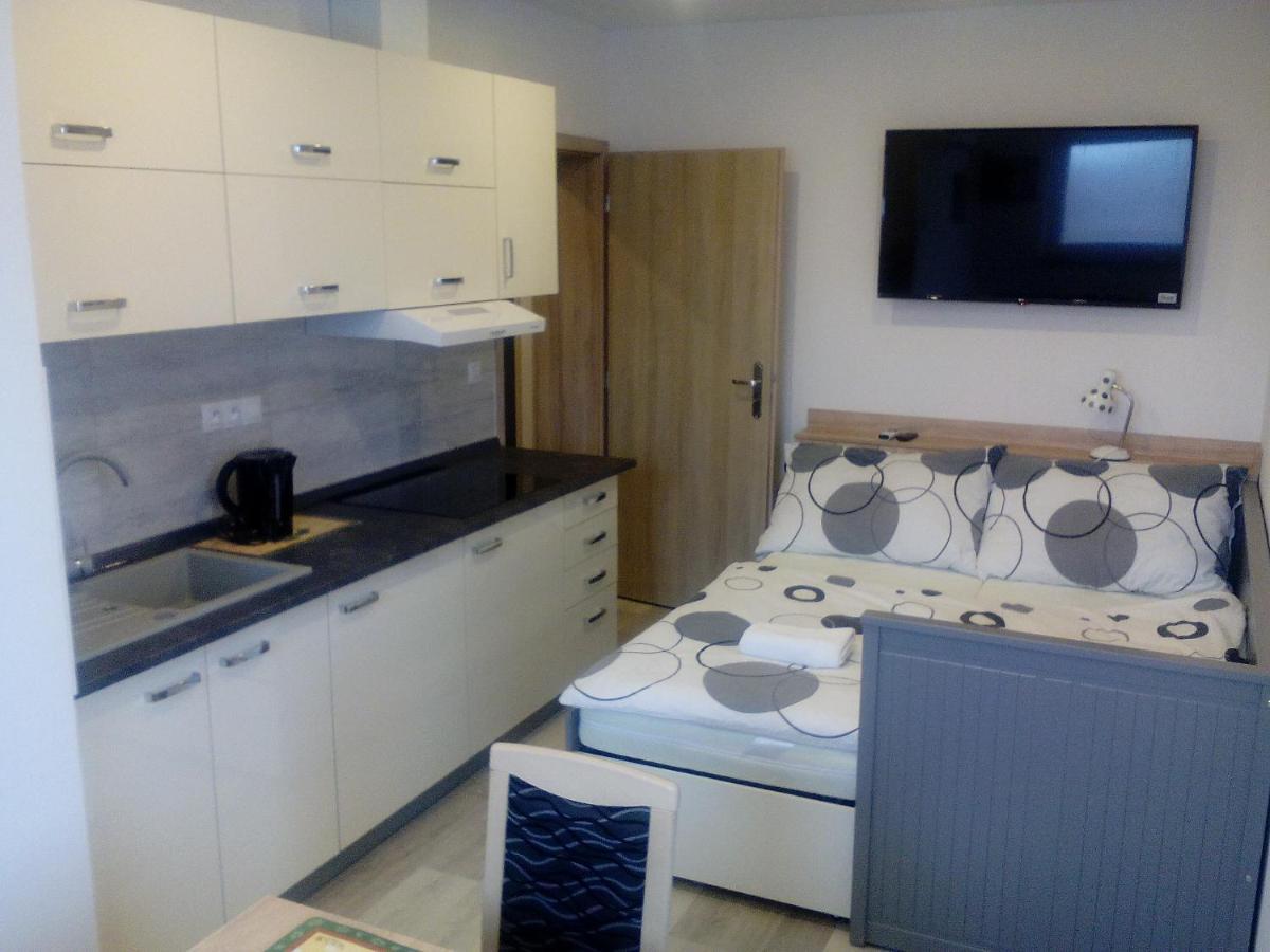 Oaza Apartment Vacenovice ภายนอก รูปภาพ