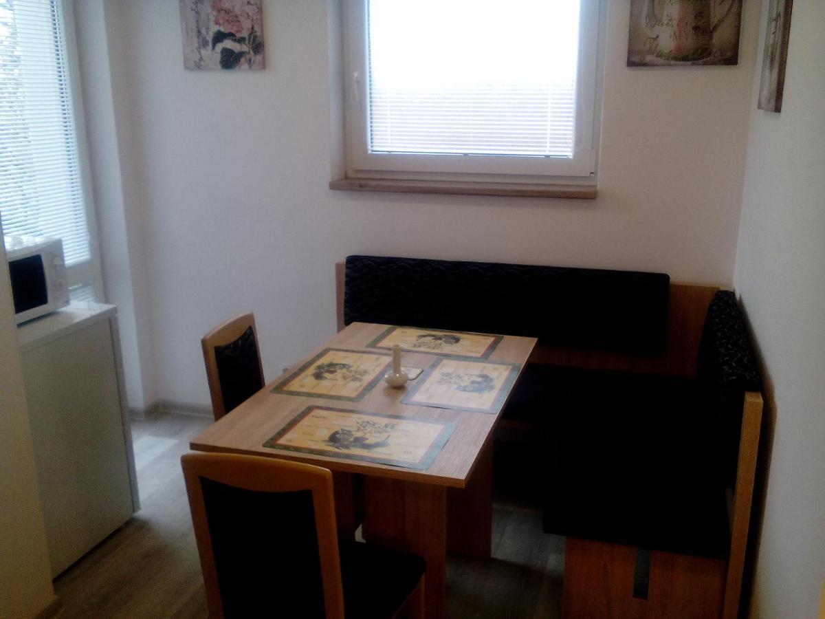 Oaza Apartment Vacenovice ภายนอก รูปภาพ