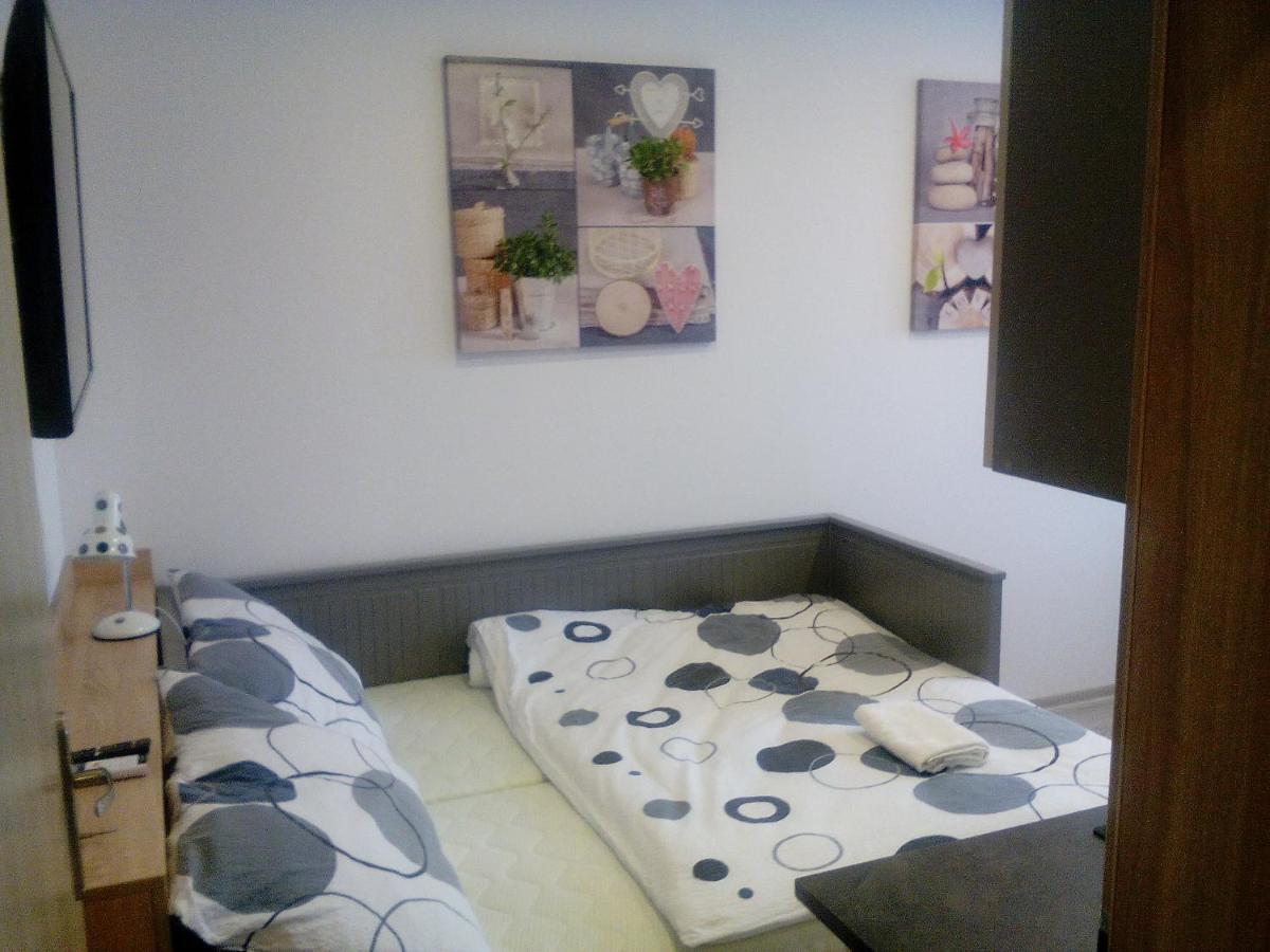 Oaza Apartment Vacenovice ภายนอก รูปภาพ