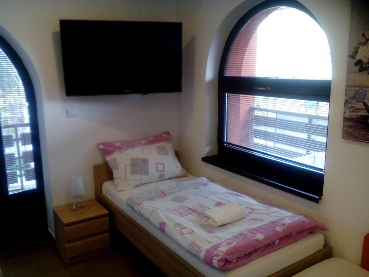 Oaza Apartment Vacenovice ภายนอก รูปภาพ